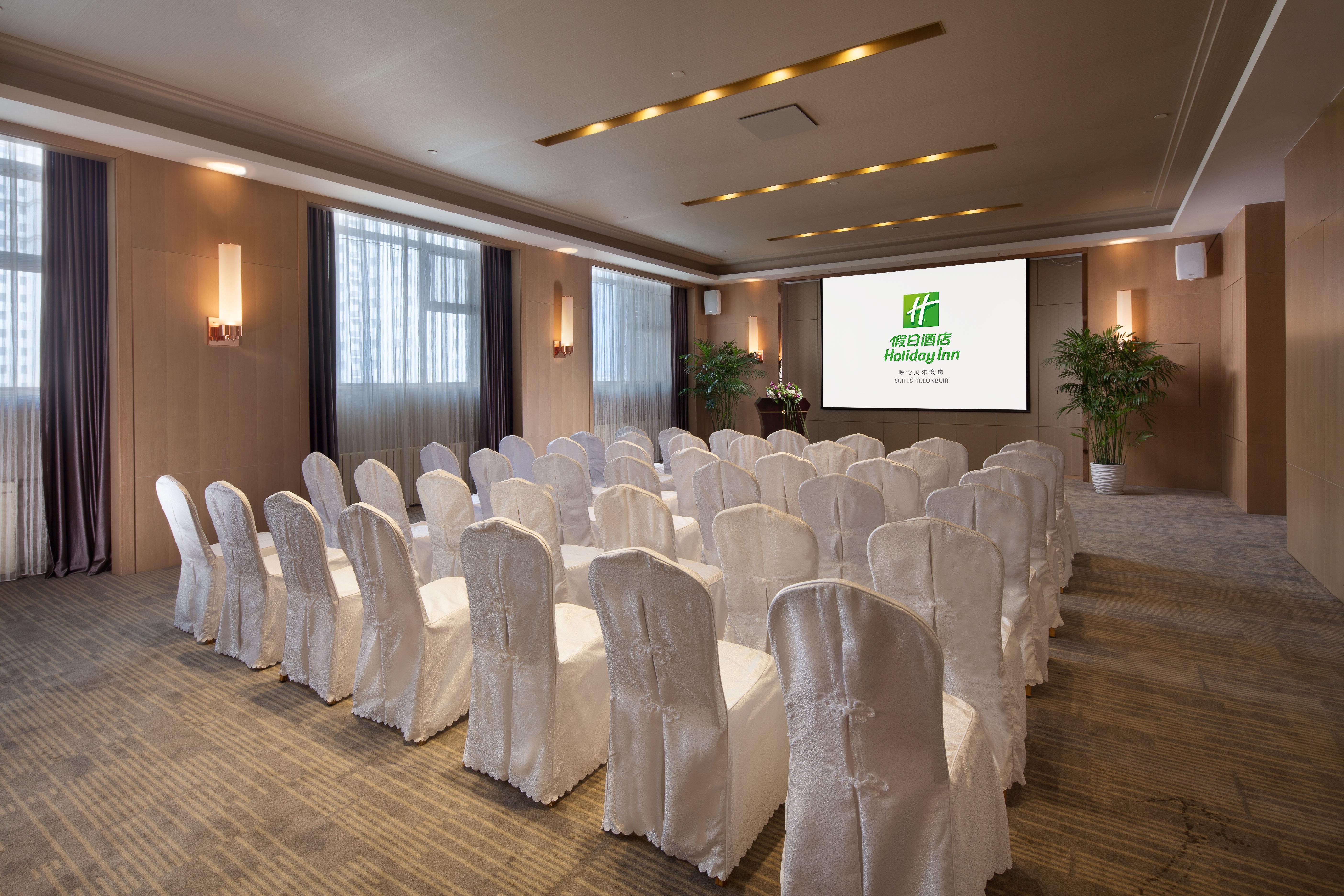 Holiday Inn&Suites Hulunbuir Exterior foto