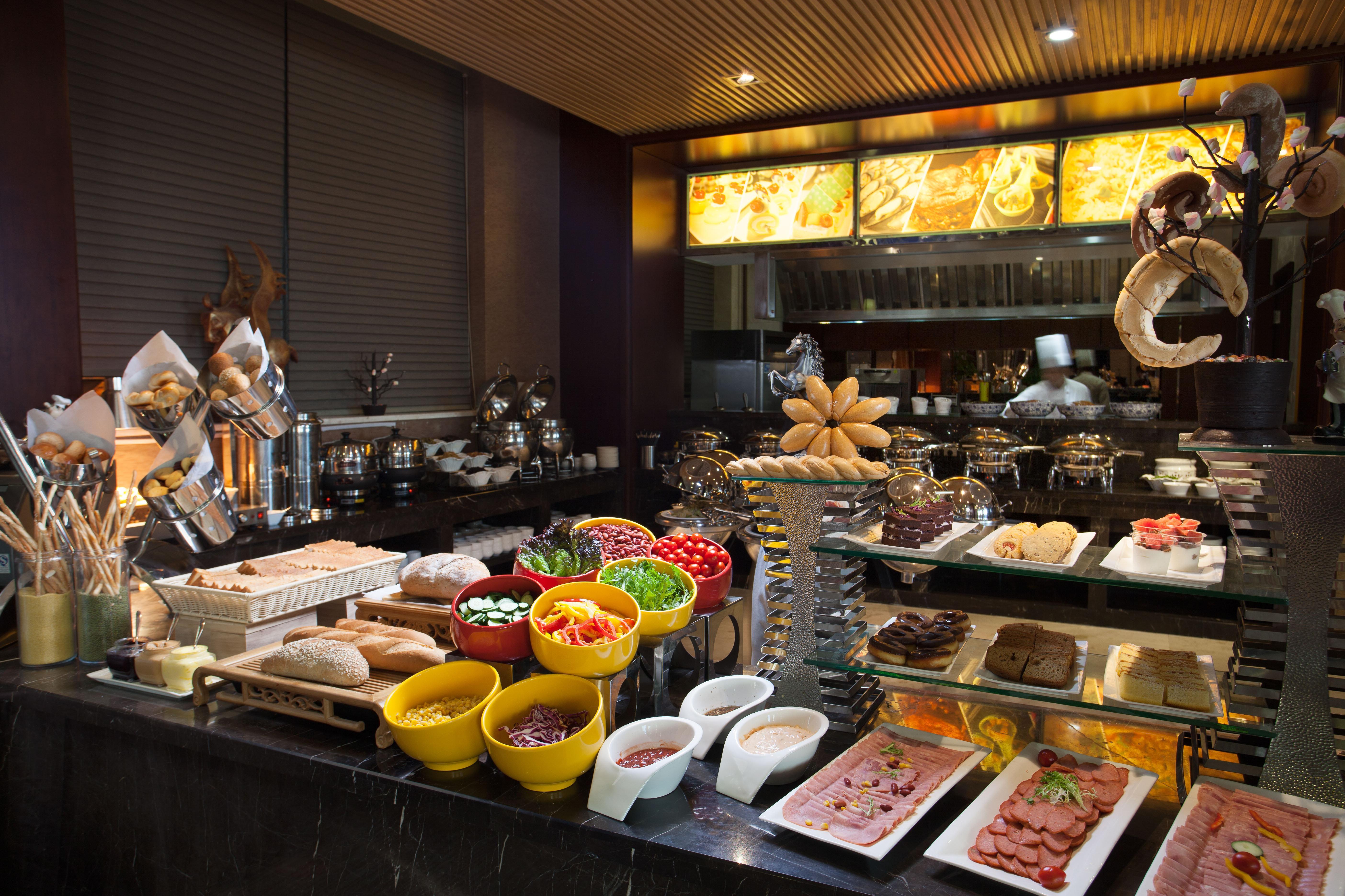 Holiday Inn&Suites Hulunbuir Exterior foto
